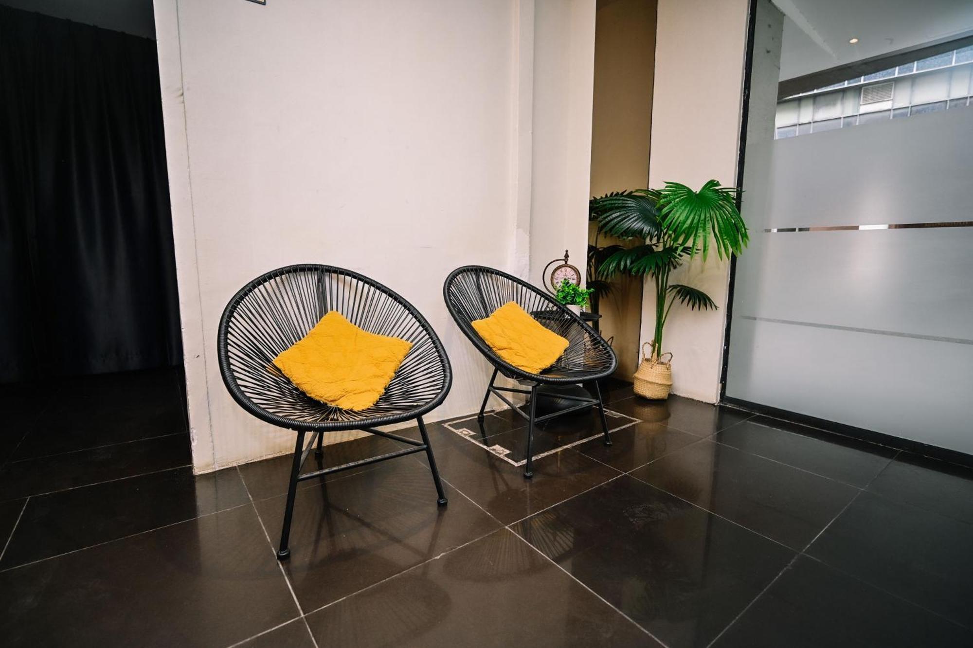 Swing & Pillows - Masjid Jamek Kuala Lumpur Ngoại thất bức ảnh