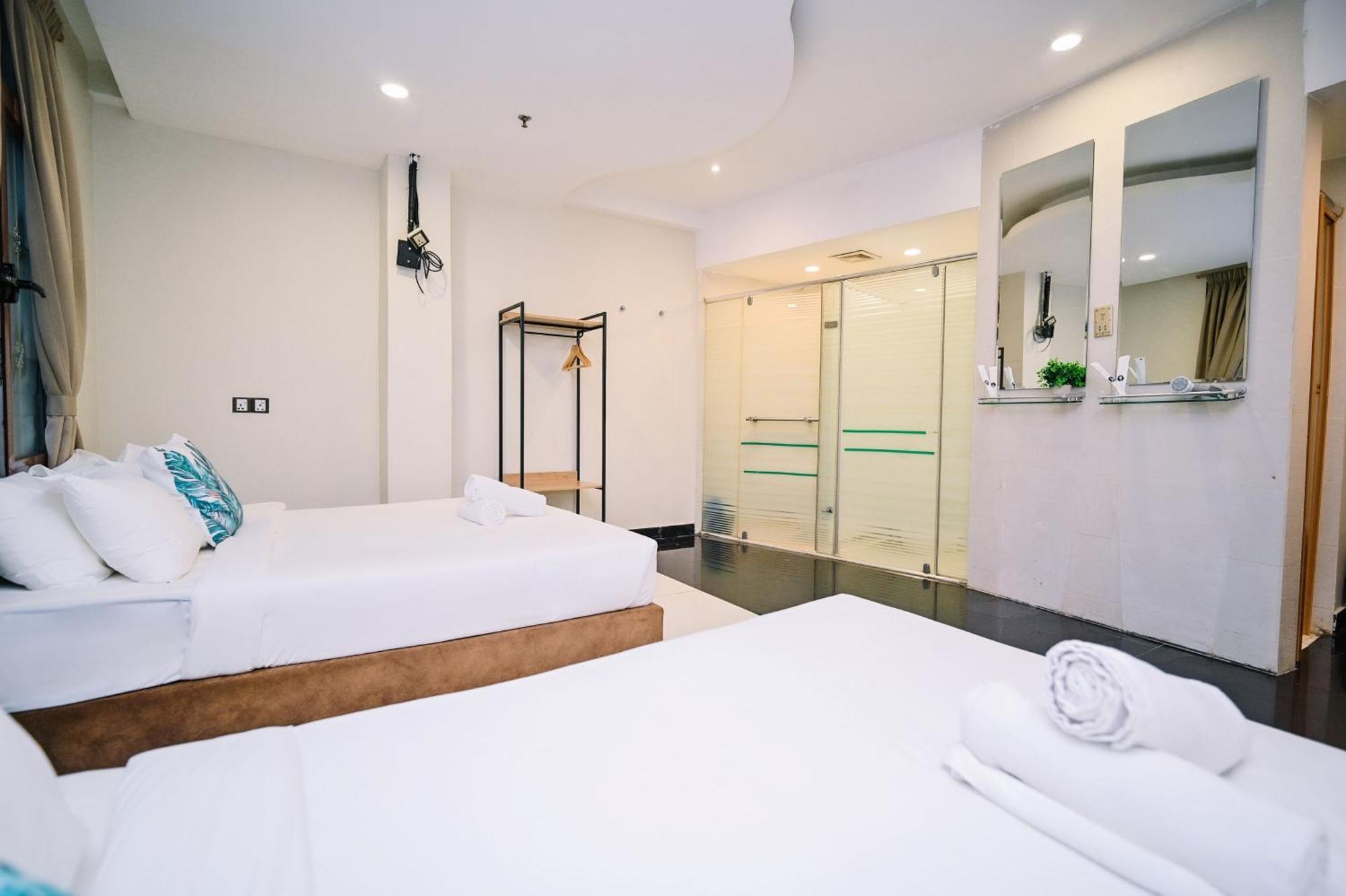 Swing & Pillows - Masjid Jamek Kuala Lumpur Ngoại thất bức ảnh